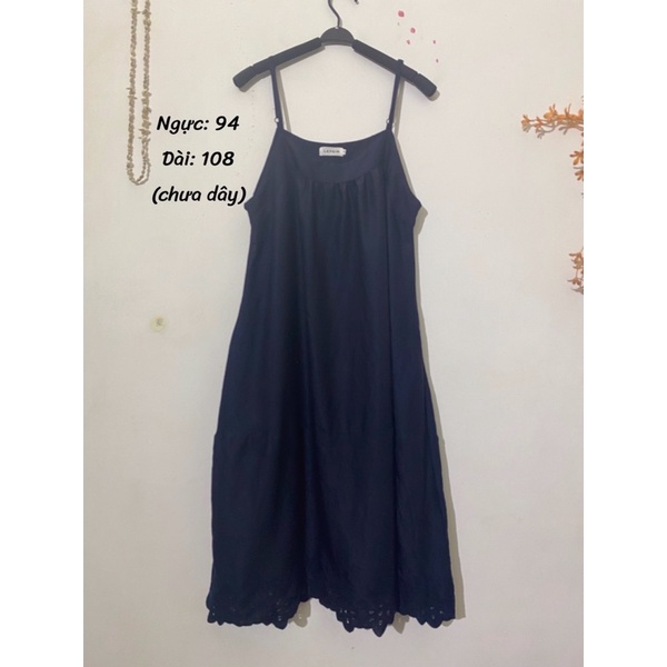 Đầm dây trơn H22023