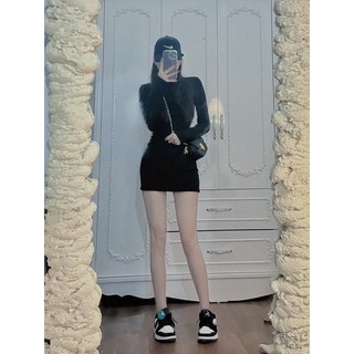 Váy body tay sỏ ngón