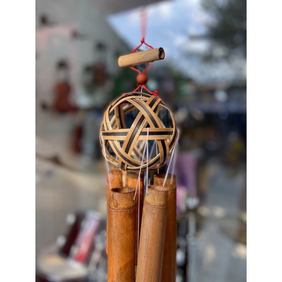 Chuông gió tre