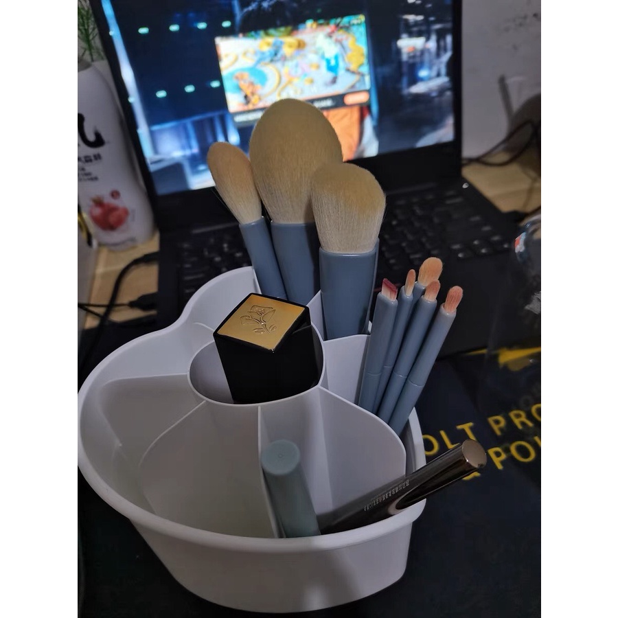 Hộp đựng cọ trang điểm có nắp đậy sang trọng Xoay 360 độ, hộp đựng đồ đa năng để bàn hình trái tim