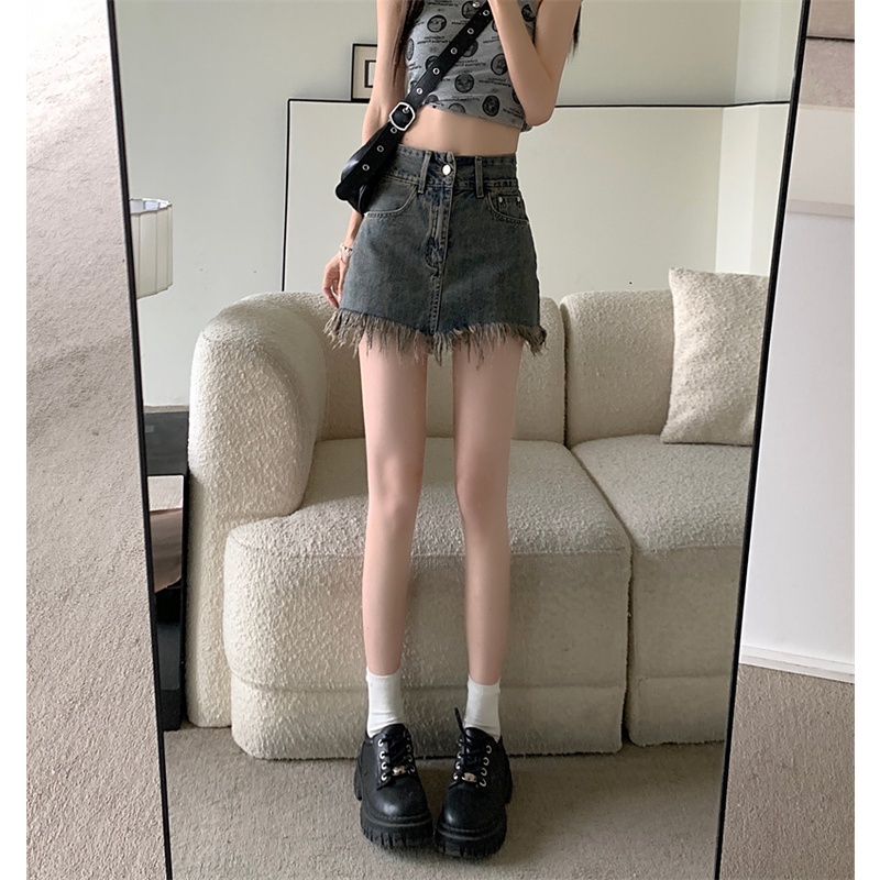 chân váy jean đầm denim lưng cao phối tua rua phong cách retro thời trang cho nữ