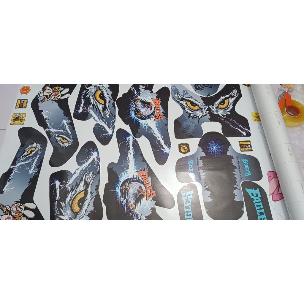 Tem trùm xe điện xmen-294 VỚI THIẾT KẾ MẮT ĐẠI BÀNG