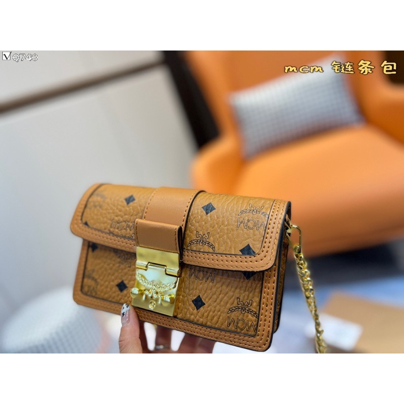 Túi nữ đeo chéo MC.M TRACY Classic da bò box nam châm size 20