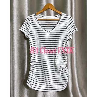 Sale-Áo Thun Cổ Tim Basic Nữ Xuất Dư