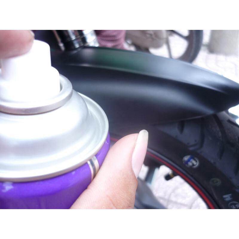 Chai Xịt Bóng Xe Máy , da TOYO ASSO 500ML - Bình,Xịt bóng Toyo dùng cho đồ da, nhựa xe ô tô, nội thất gia đình