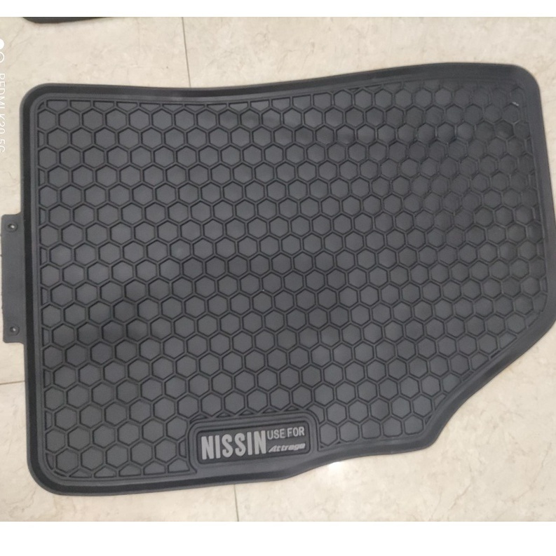 Thảm Sàn, Thảm Lót Sàn Cao Su Nissin Đúc Vân Tổ Ong Theo Form Xe Mitsubishi Attrage
