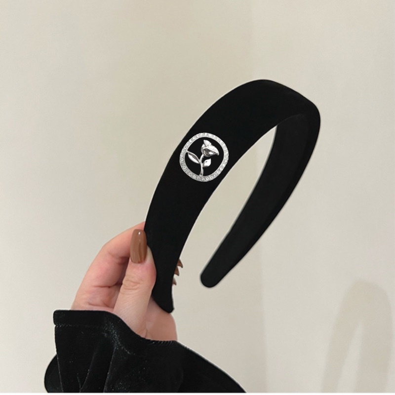 Bờm tóc vải nhung phồng dày đính charm bông hoa viền đá B168