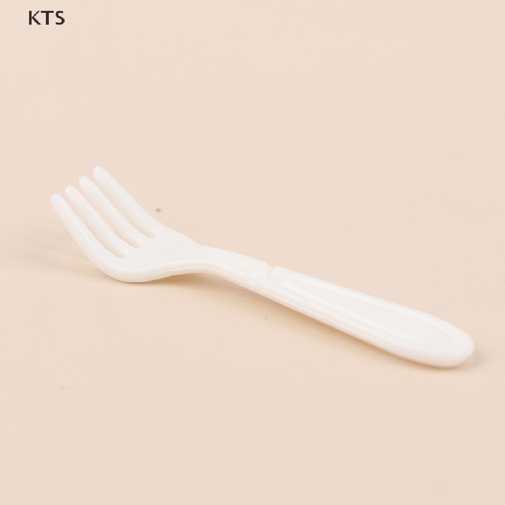 Set 10 Dụng Cụ Ăn Uống Bằng Nhựa Xinh Xắn Dùng Để Trang Trí Nhà Búp Bê