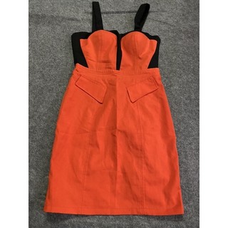 đầm có mút ngực