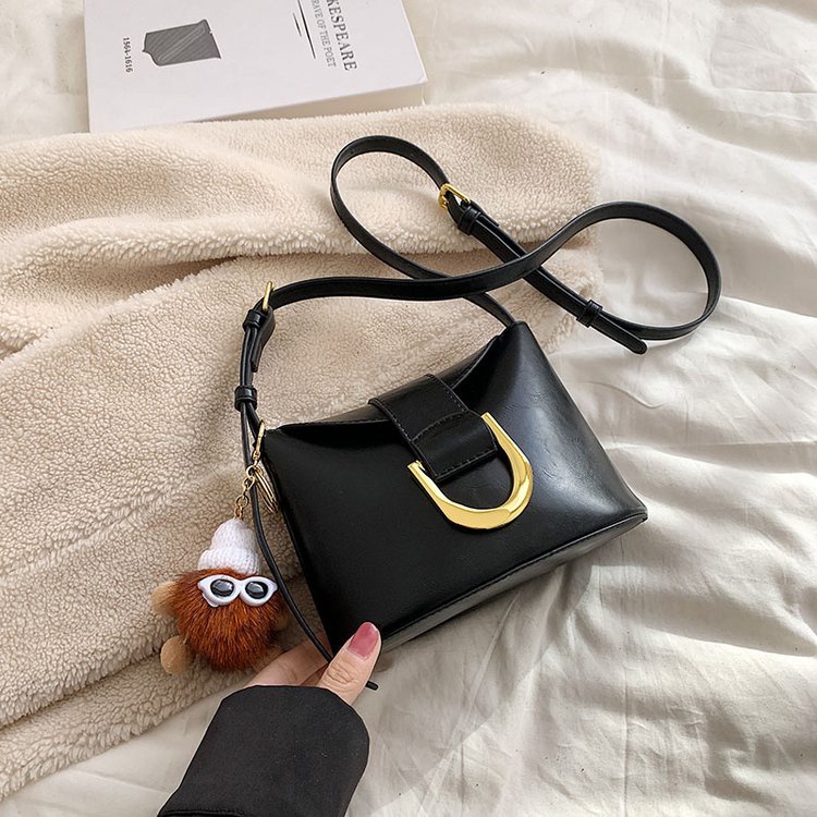 Túi đeo chéo IELGY dáng vuông nhỏ phong cách harajuku cổ điển dễ phối đồ đơn giản xinh xắn dành cho nữ