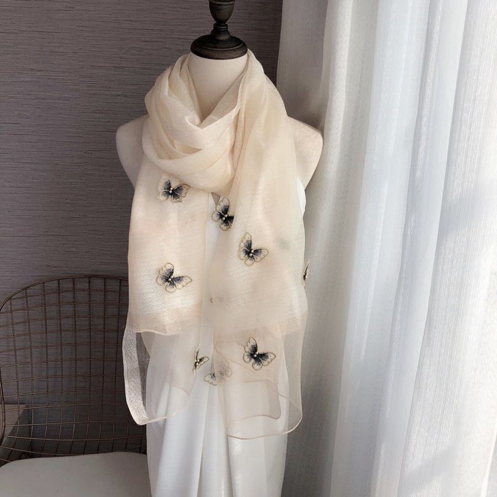 Khăn dâu tằm lụa đẹp,sang trọng 2023