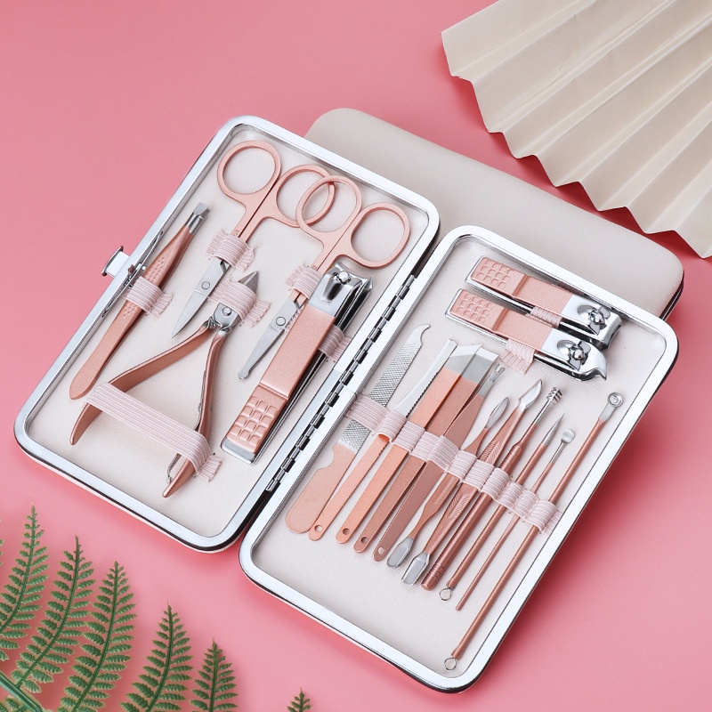 Bộ dụng cụ bấm móng 18 món cao cấp ( mẫu mới)