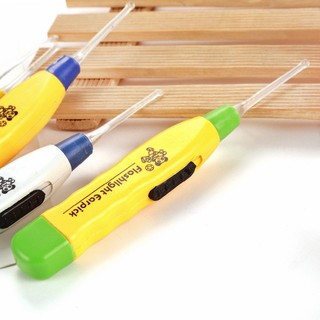 Dụng cụ lấy ráy tai thông minh (có đèn)