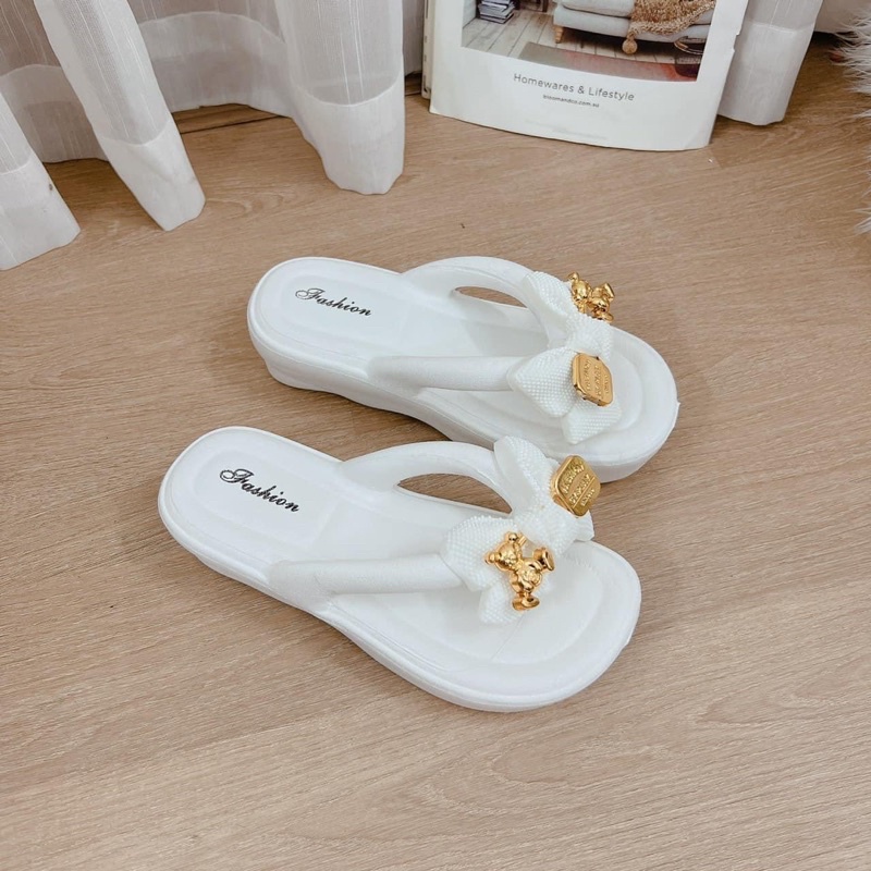 DÉP TÔNG NỮ ĐÍNH HOẠ TIẾT GẤU