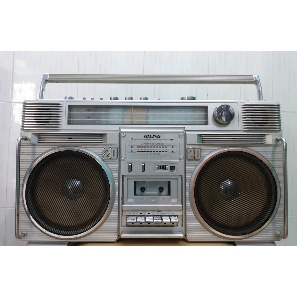 Radio cassette RISING SRC-2015 đồ cũ nghe hay ok 100%