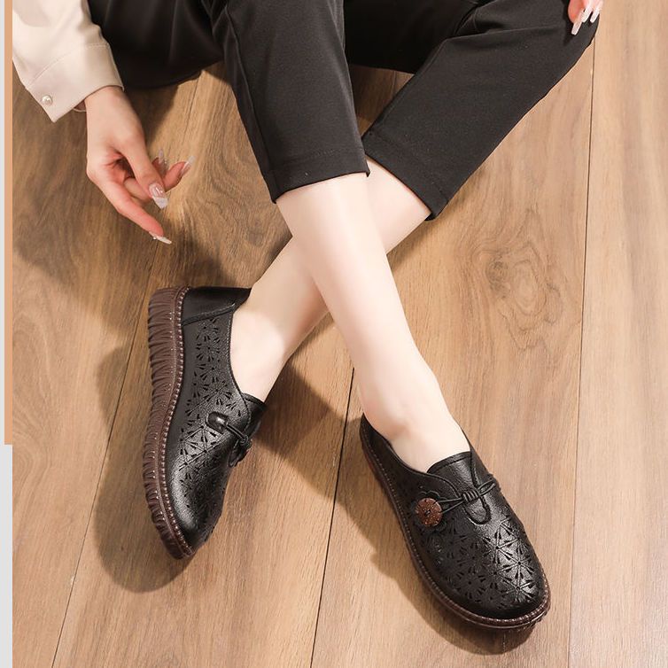 Xăng đan Da Đế Mềm Chống Trượt Thoải Mái Dành Cho Phụ Nữ Trung Niên