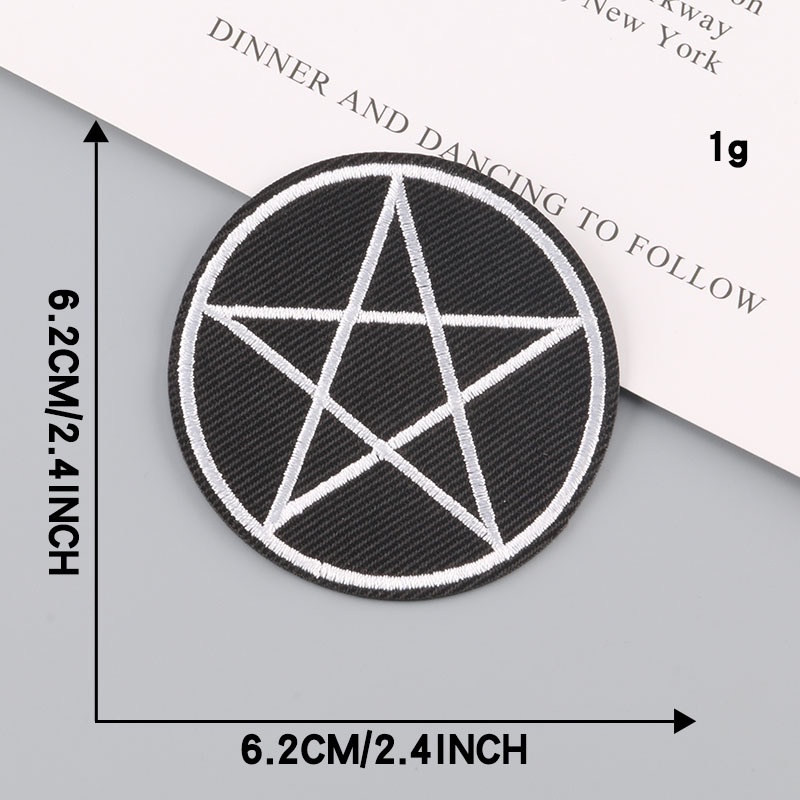 Miếng Dán Ủi Quần Áo Thêu Họa Tiết Màu Trắng Đen Độc Đáo DIY Sticker Dán Trang Trí Dễ Thương Xinh Xắn