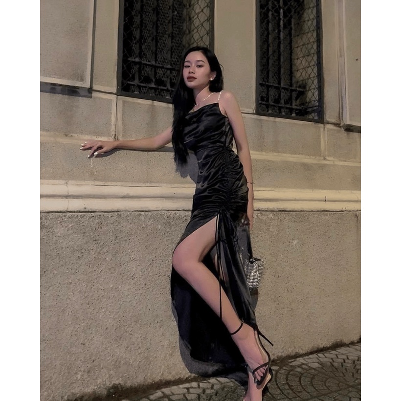 SALE CHO MỌI NHÀ -ĐẦM PHI DÂY ĐÁ HAI DÂY ÔM BODY KHOE DÁNG SIÊU HẤP DẪN NÓNG BỎNG ĐI CHƠI DỰ TIỆC CỰC SANG CHO CHỊ EM UP