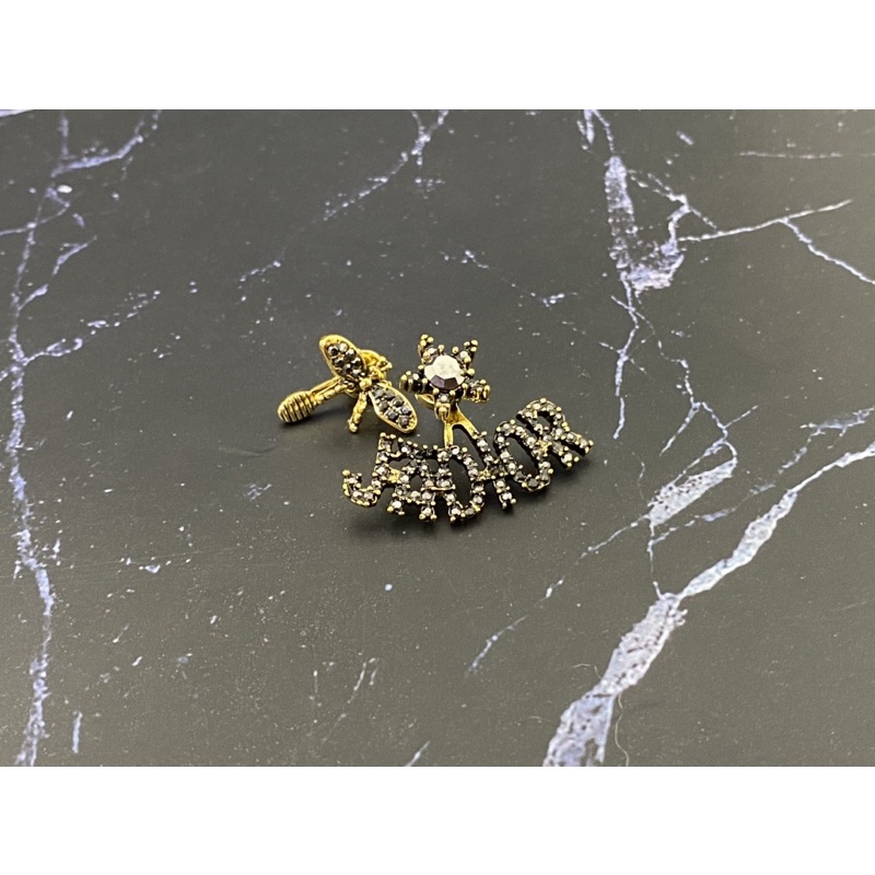 Bông tai hãng hình con ong đủ 3 màu freesize thời trang dễ đeo