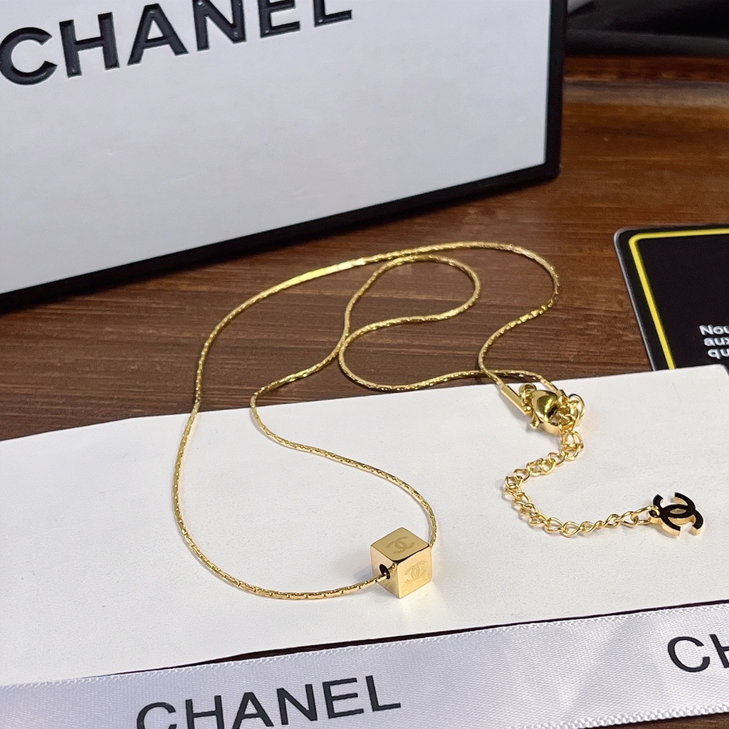 Vòng cổ Thép Titan Hai Lớp Mặt Chữ Thanh Lịch Cho Nam Nữ