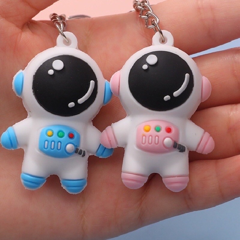 Móc Khoá Phi Hành Gia Hot Trend Móc Treo Chìa Khoá Silicon Hoạt Hình - Phụ Kiện Balo Túi Xách - Bánh Mì Store