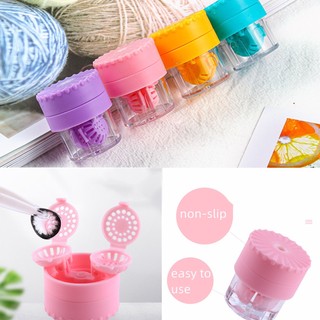 Dụng cụ vệ sinh kính áp tròng chuyên dụng