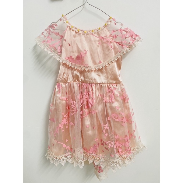 Pass đầm-áo dài bé gái lựa mẫu