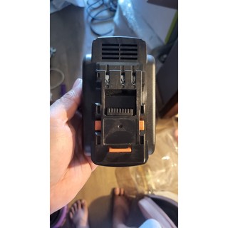 Pin pana 18v nhận sạc zin