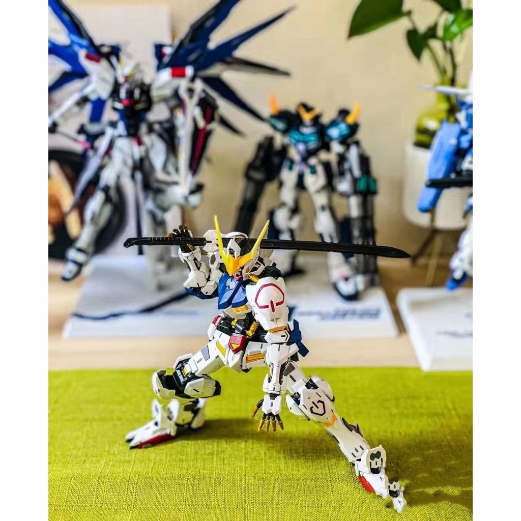Mô Hình Gundam Lắp Ráp Tỉ Lệ 1: 144