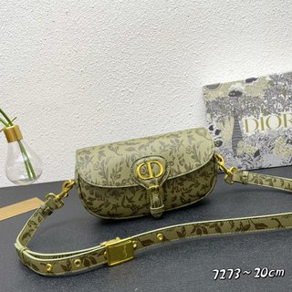 Túi đeo chéo nữ Dior CD sành điệu, thanh lịch