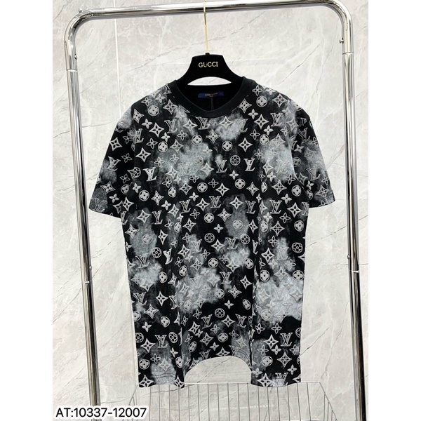 Áo thun cộc tay vân nổi L.V hoạ tiết màu loang,áo phông cộc tay nam nữ dập vân L.V loang màu thời trang