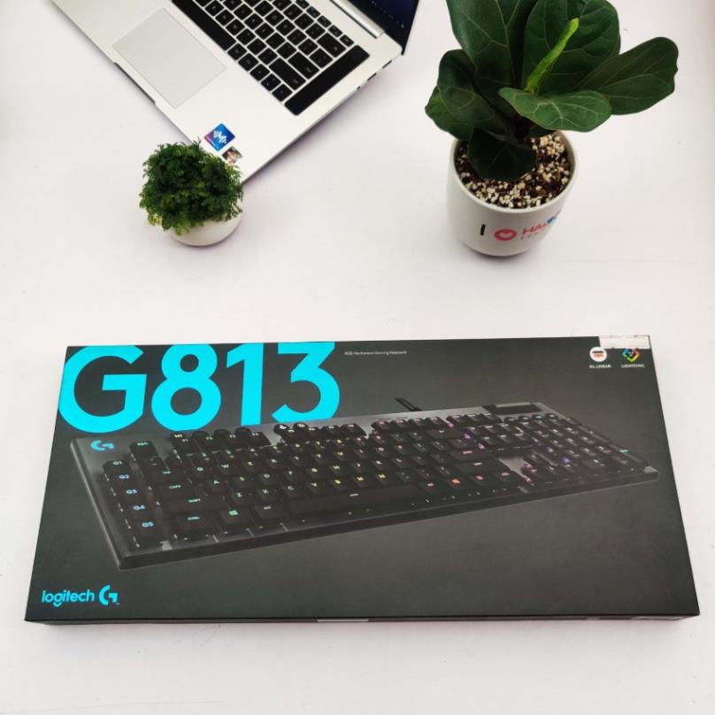 Bàn phím cơ Logitech G813 Lightsync RGB siêu mỏng, Led RGB có khả năng lập trình