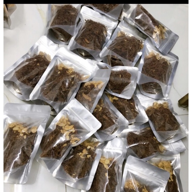 100gam Heo khô cháy tỏi.