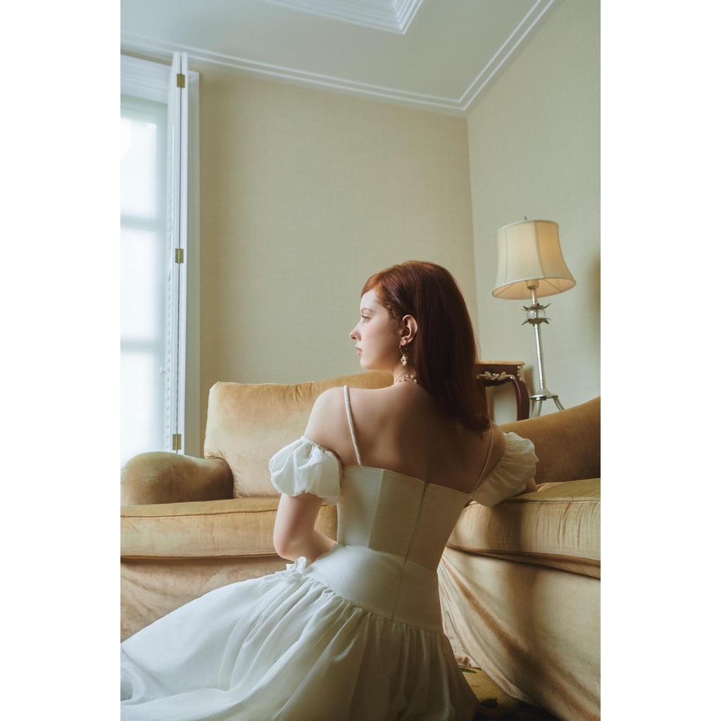 MAVEN - Váy trắng dáng dài hở vai đính kết Ann Dress