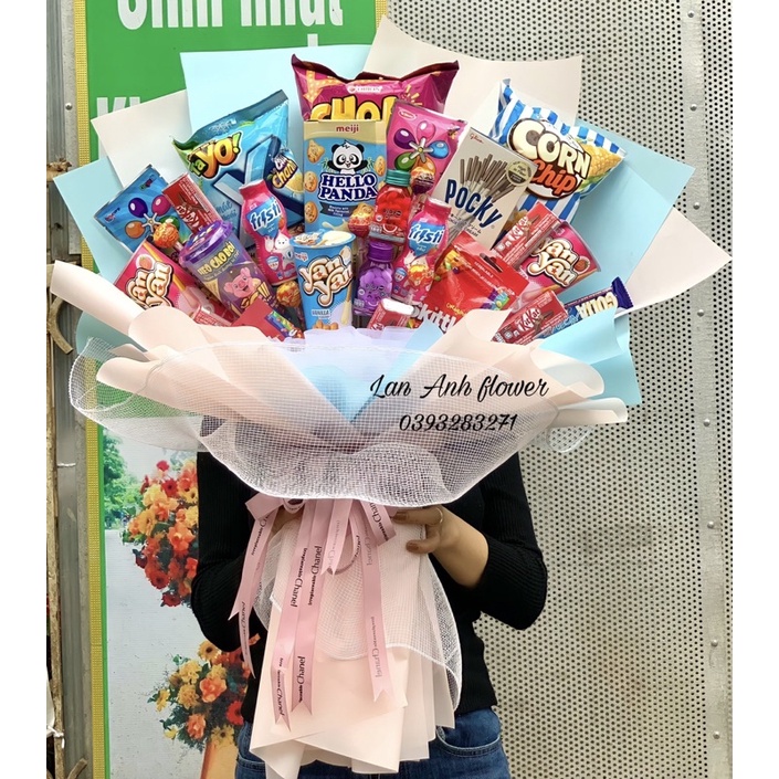 Bó hoa kẹo mix hồng-xanh tăng quà sinh nhật( Ảnh thật shop chụp)
