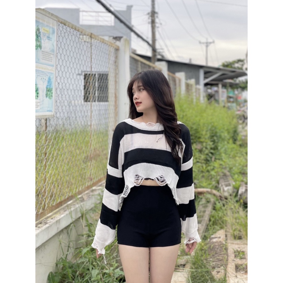 Áo len mỏng croptop tay dài , áo len dệt kim kẽ sọc ,áo croptop tay dài trắng đen PLA11799