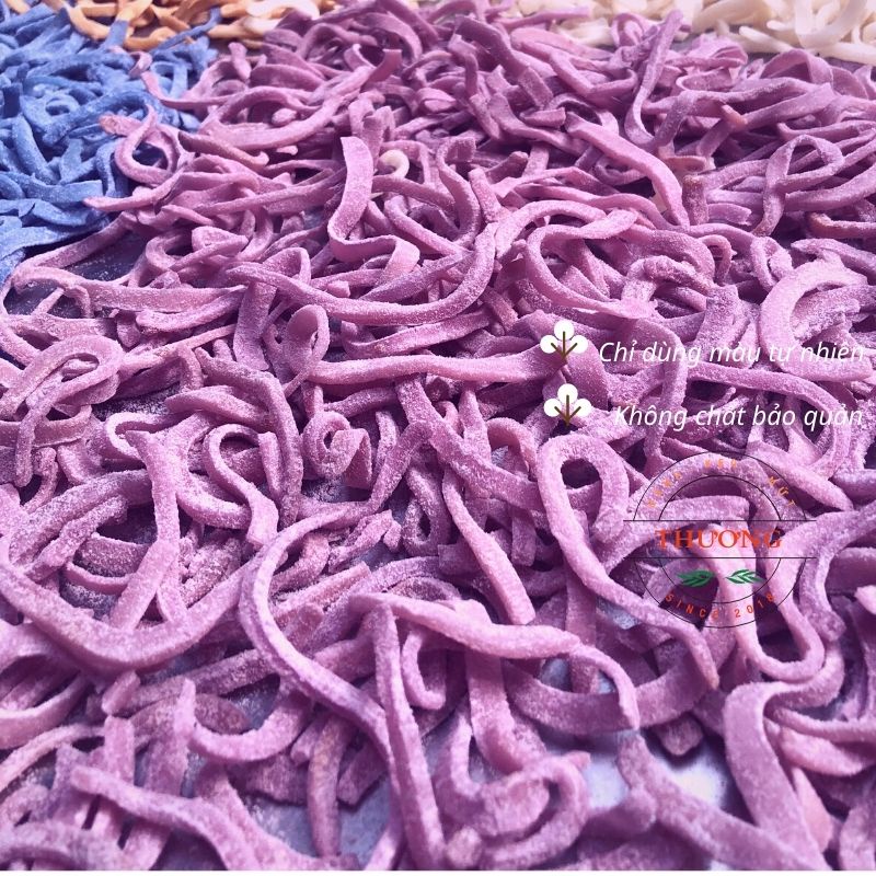 Mứt dừa non mềm 100% nhà làm màu tự nhiên không chất bảo quản | BÁNH KẸO MỨT THƯƠNG