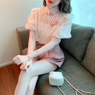Áo sườn xám cách tân vải voan thêu họa tiết phong cách cộng hòa mới