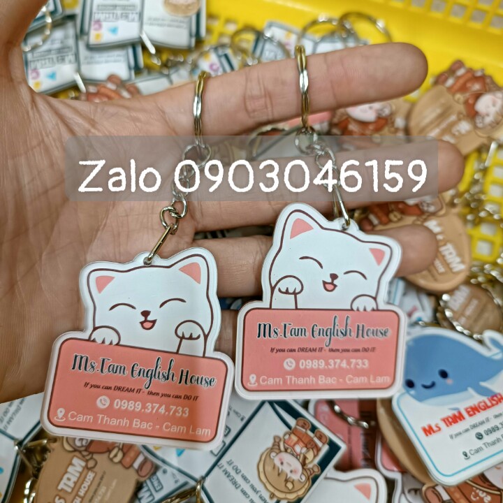 Móc khóa mica in theo yêu cầu