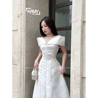 Đầm Cổ Xẻ Tim