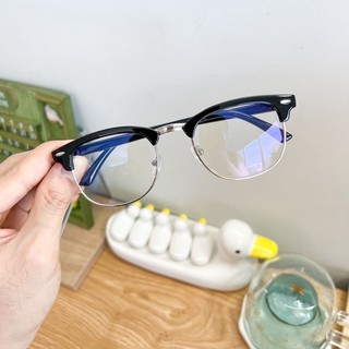 Kính 0 độ BASIC viền kim loại gọng đen chắc chắn (MS10)