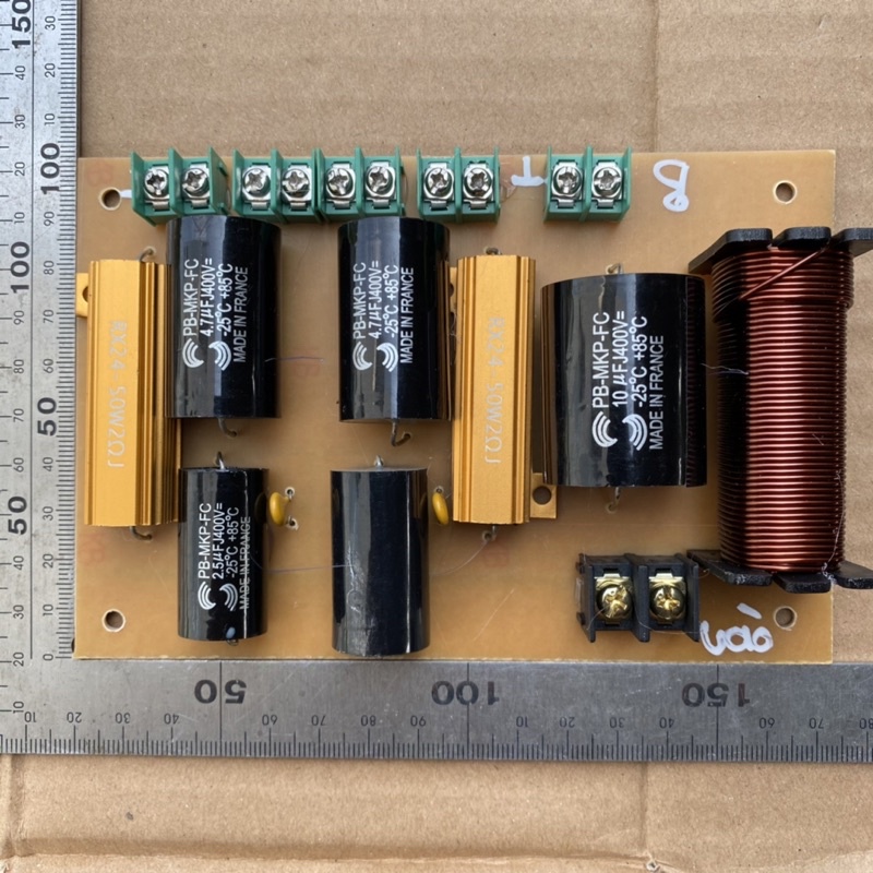 Phân tần loa bmb 2000