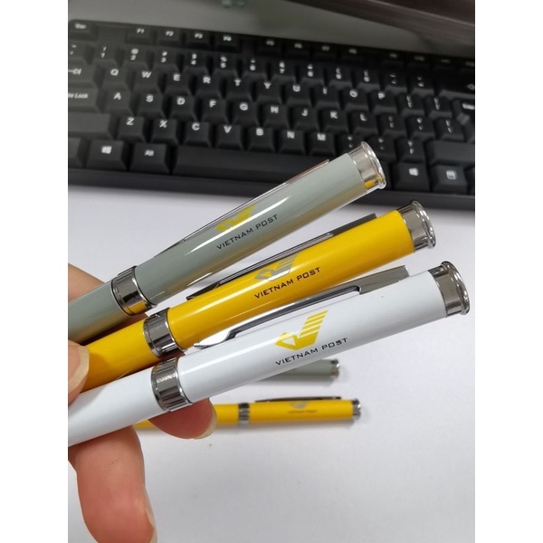 QUÀ TẶNG KÈM ĐƠN HÀNG BÚT BI KIM LOẠI VNPOST