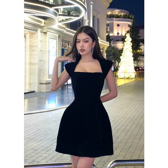 Elle Dress - Đầm tay vest tà chuông CEEME