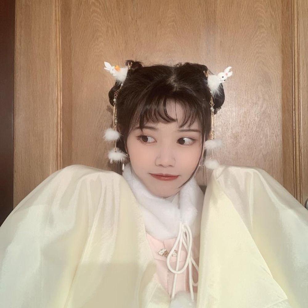 Kẹp Tóc Hình Thỏ Phối Tua Rua Thời Trang Hàn Quốc