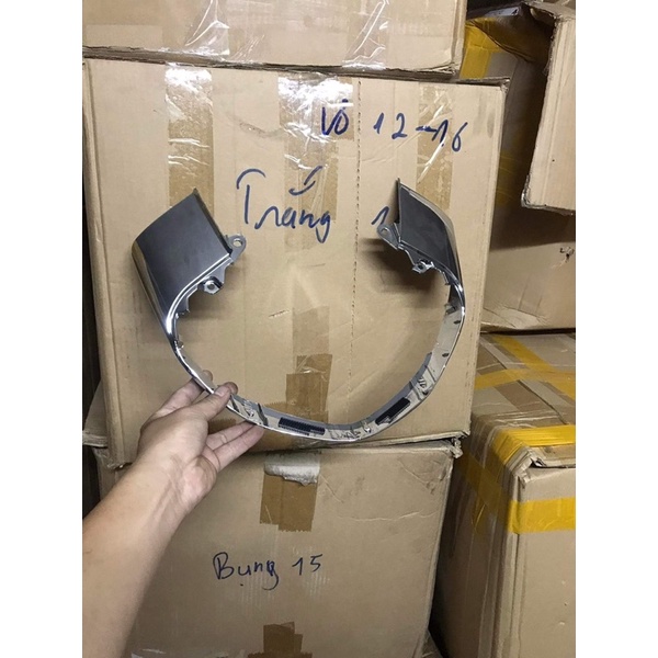 miếng croom ốp đèn hậu sh 2020-2023
