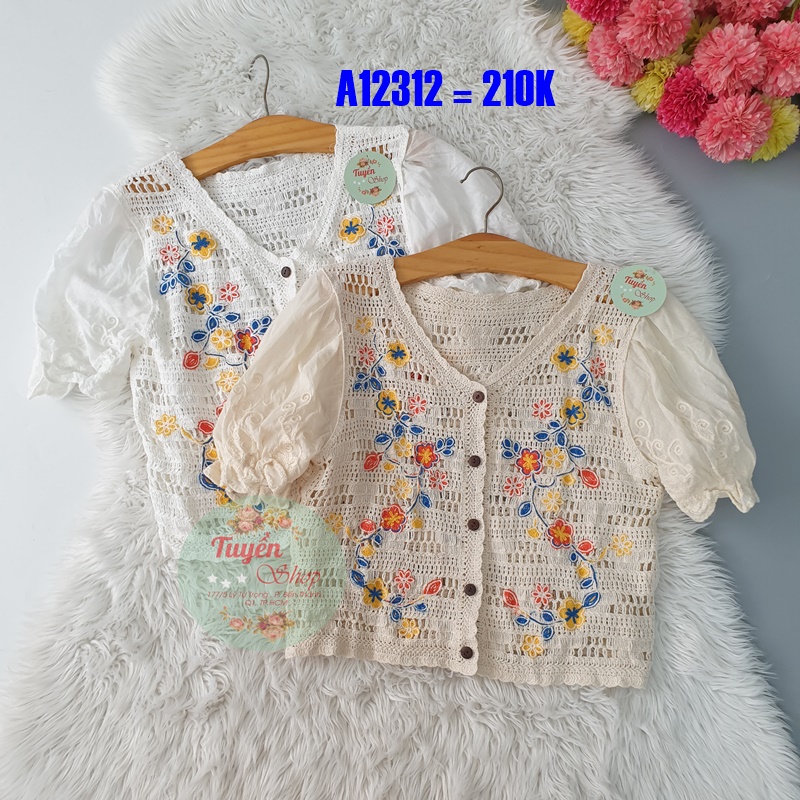Áo croptop sơ mi ren móc thêu hoa