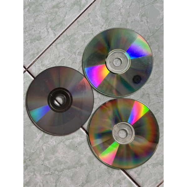 ĐĨA CD TRANG TRÍ  35K/10Cái ( CD CŨ)