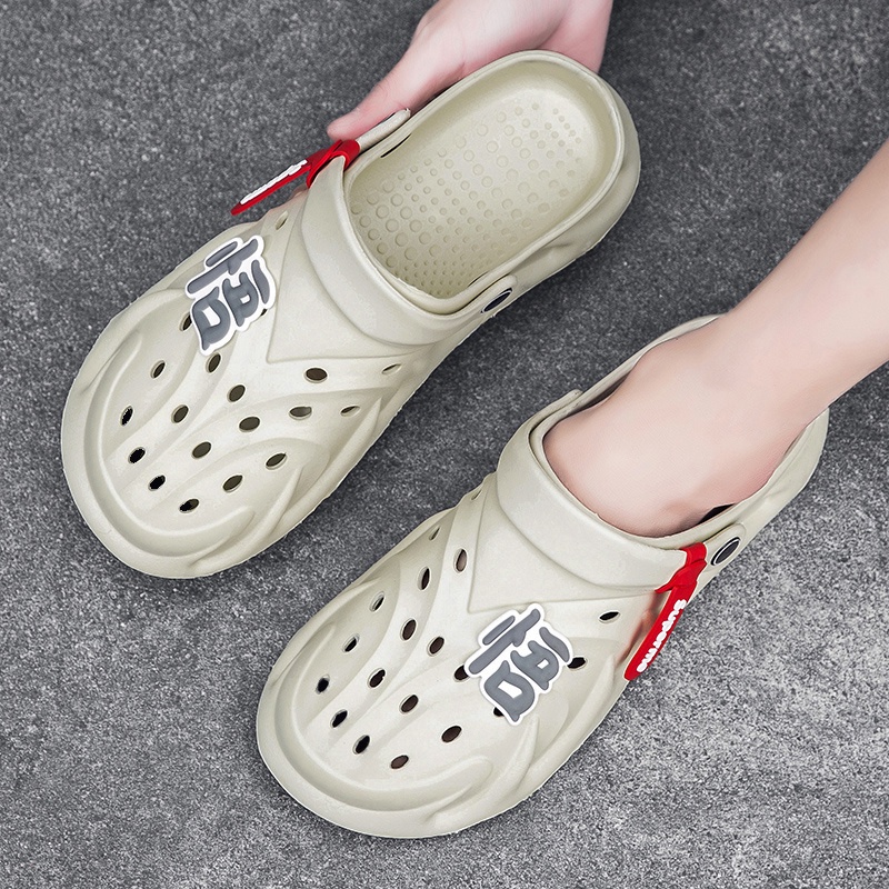 Dép Bít Mũi Đế Dày Đục Lỗ Chống Trượt Thời Trang Mùa Hè Cho Nam