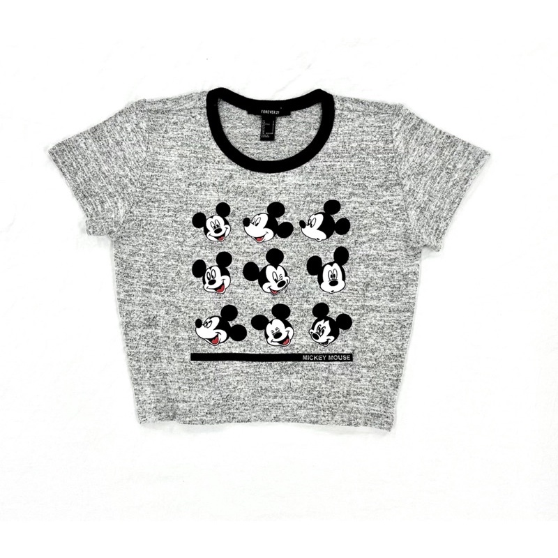 Áo croptop ôm thun len dệt kim xám phối bo đen in Mickey